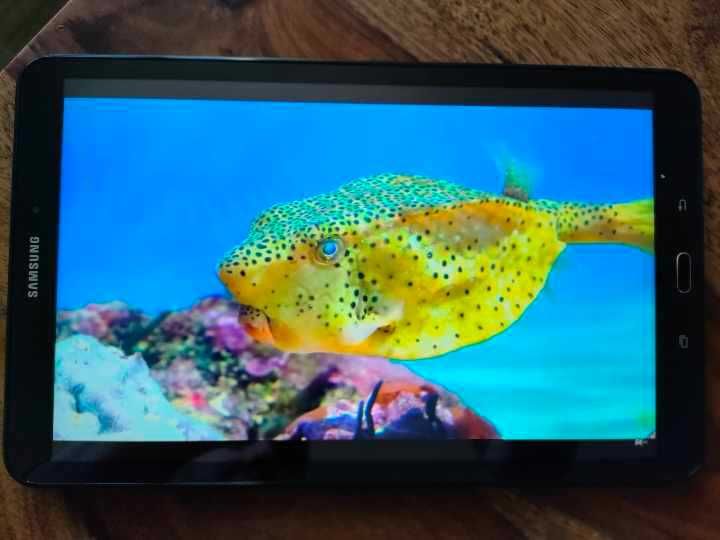 Samsung Galaxy Tab A 10.1 2016 SM-T585 LTE