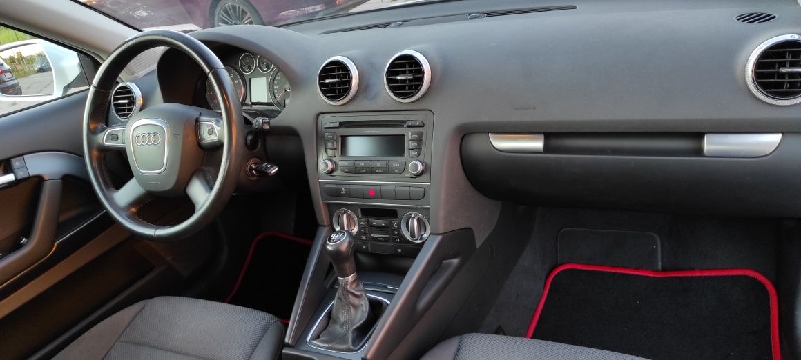 Audi A3 1.6 Mpi Lift biala ślicznotka Alu SPARCO
