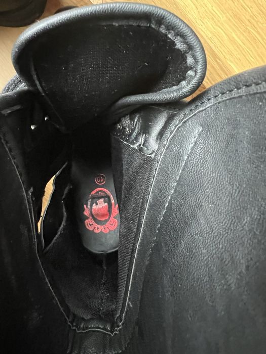 Czarne kozaki na obcasie wysokie