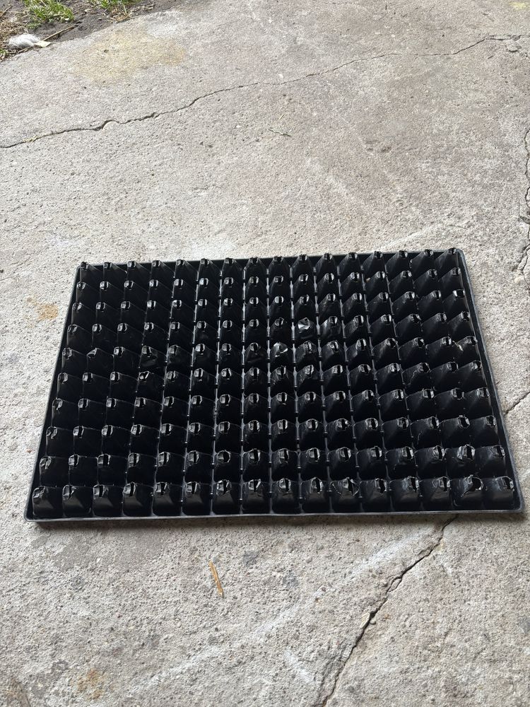 Multiplaty, wielodoniczki, palety rozsadowe 40x60, 160 komórek