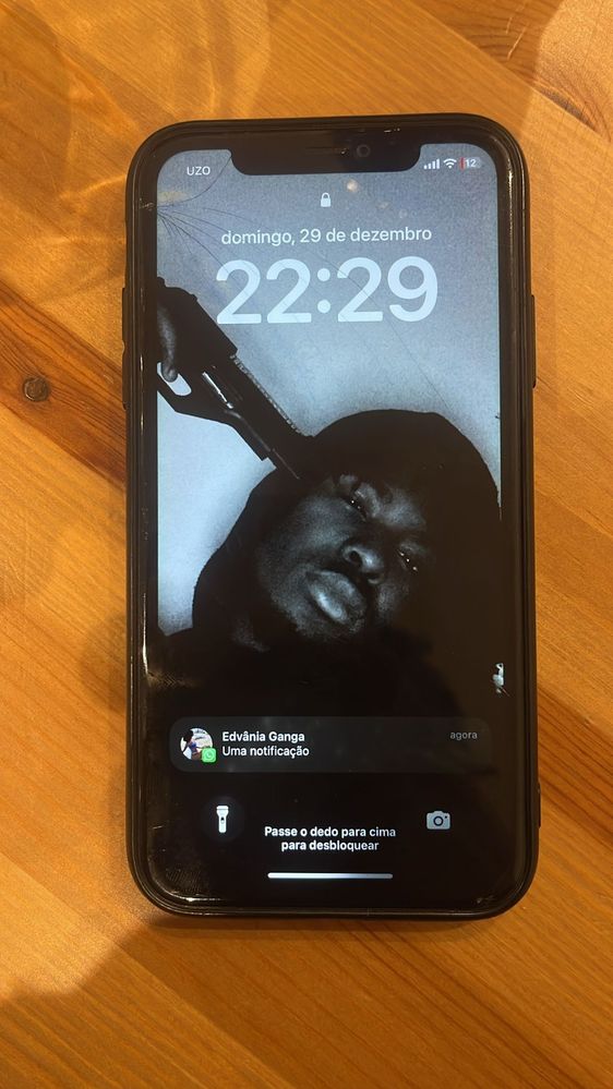 IPHONE [11]. Vende-se