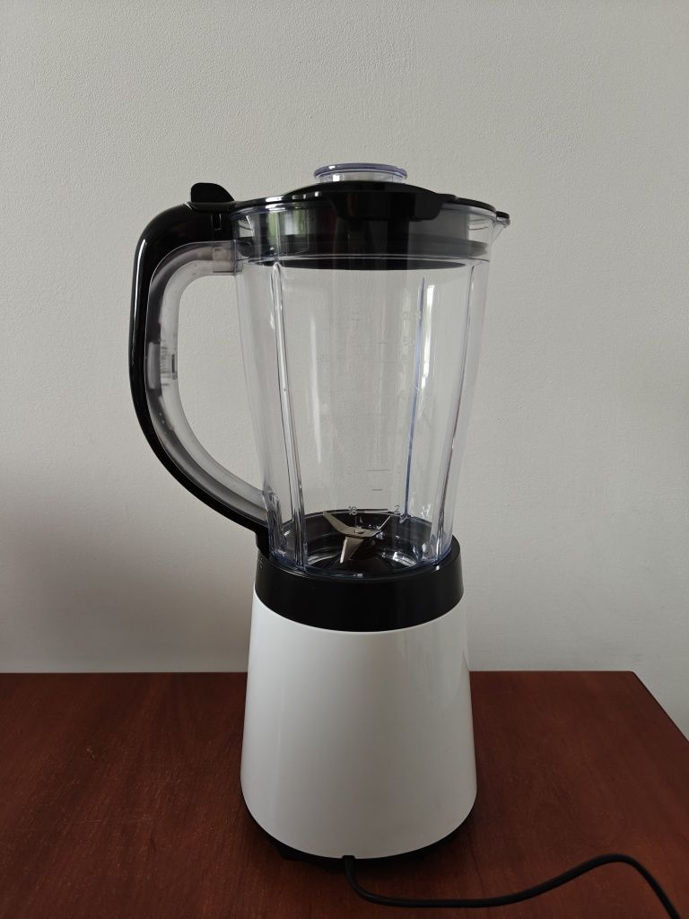 Blender kielichowy 600W Switch on