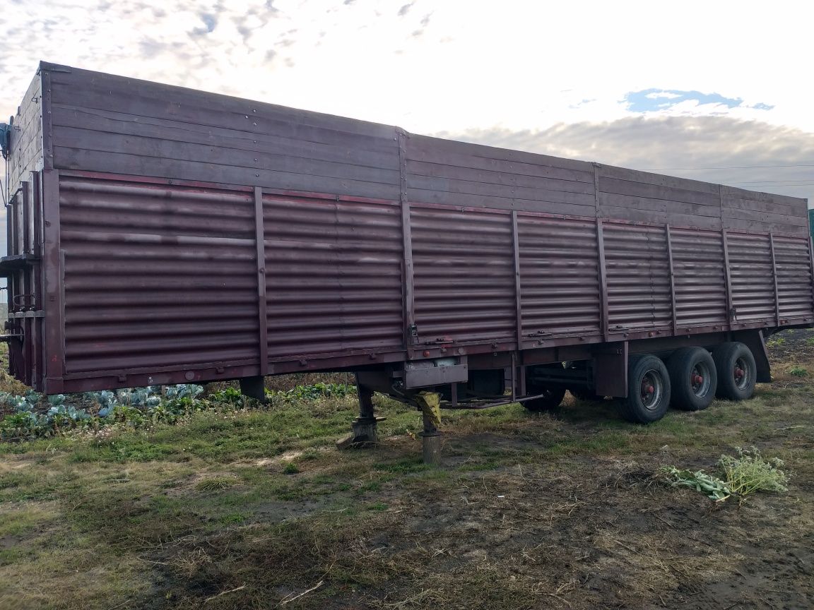 Полуприцеп бортовий зерновоз