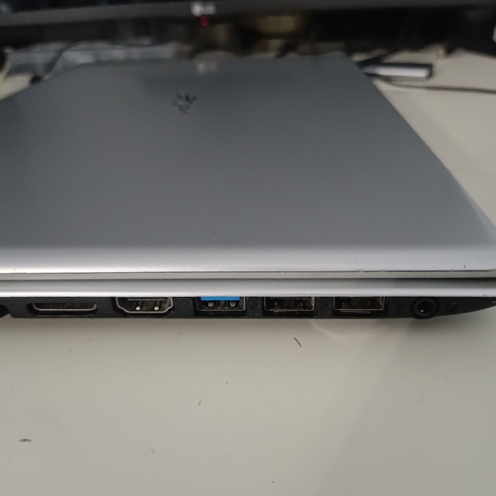 Acer aspire V5-471