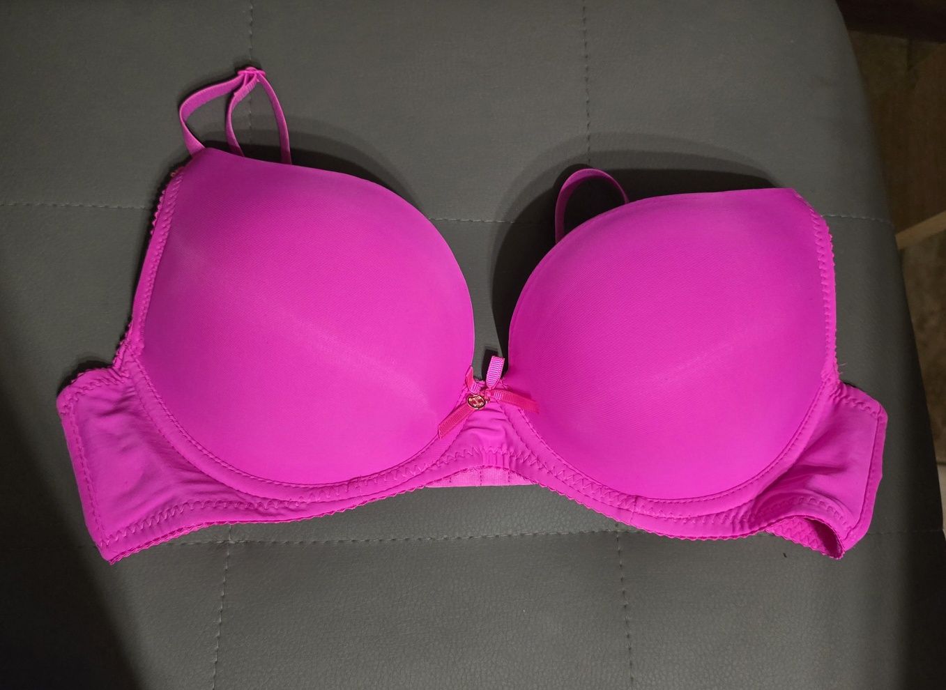 Nowy Stanik 80B push-up