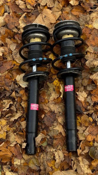 Передні Стойки Стійки БМВ Е46 Kayaba сині мітки стойки пружина Шрот