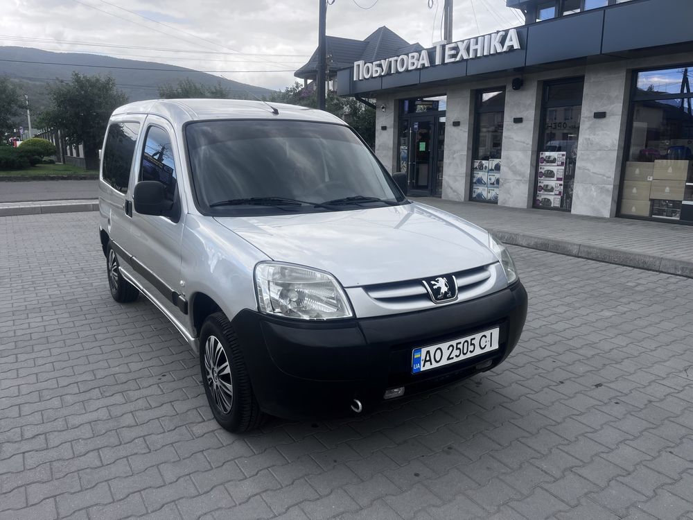 Продам Пежо Партнер 1.6 дізель