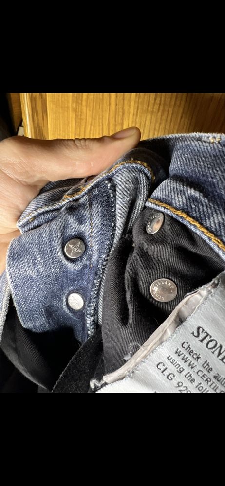 Джинсы котон классика Stone Island оригинал размер W 30  ( S - M )