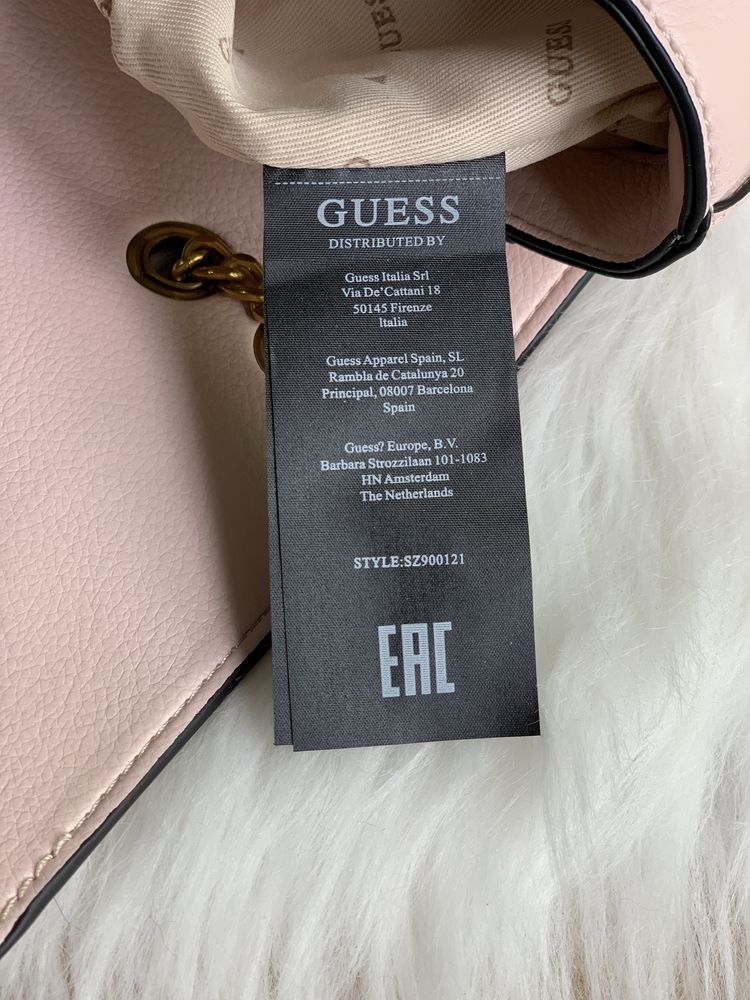 жіноча сумка guess розова