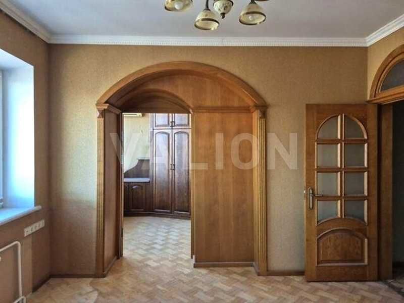 Продаж 3к квартири на вул. Клінічна 23-25, загальною площею 101.7 м2