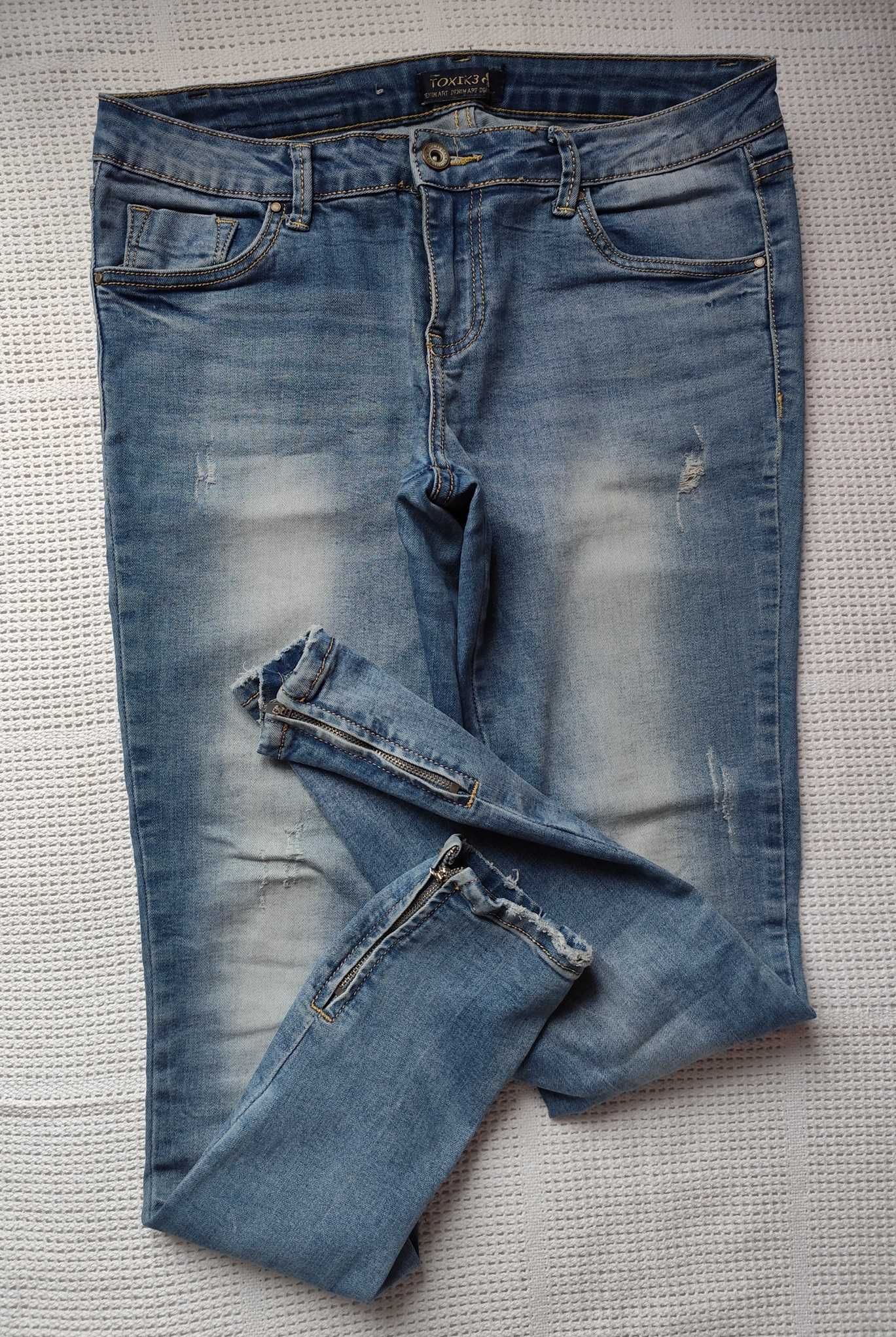 Toxik3 piękne błękitne cieniowane rurki spodnie jeansowe jeans M