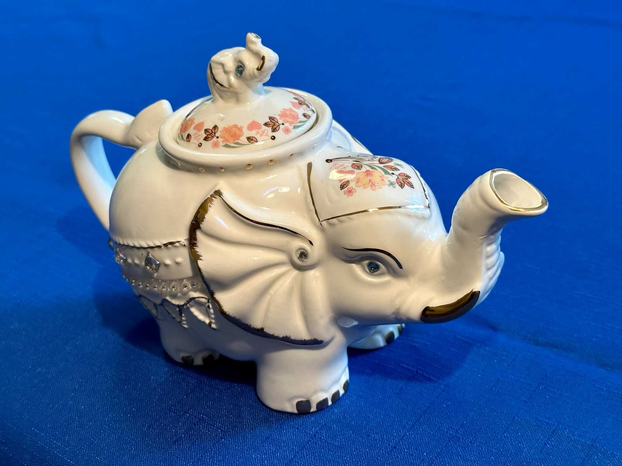 Czajniczek czajnik imbryk porcelanowy słoń PRL UA vintage