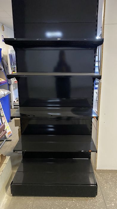 Стелаж металический черный в отличном состоянии