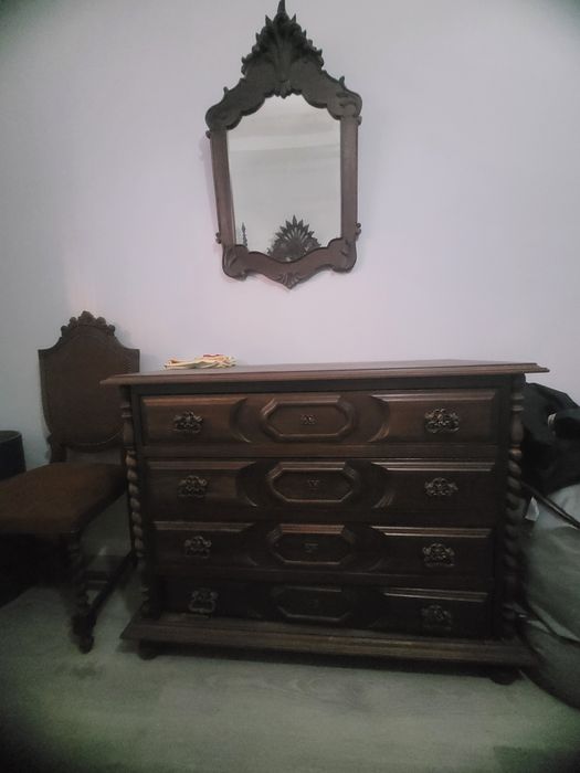 Móveis estilo renascentista e barroco (quarto completo)