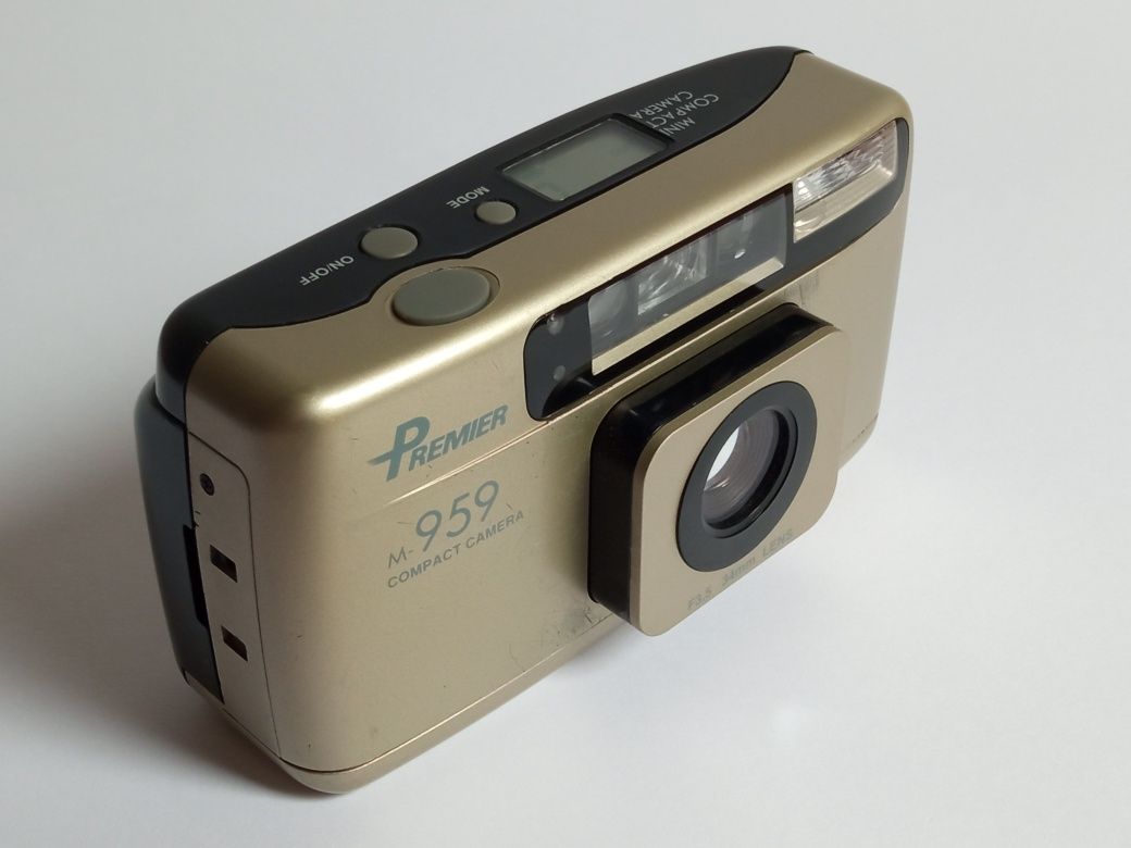 Premier M959 ~ Konica