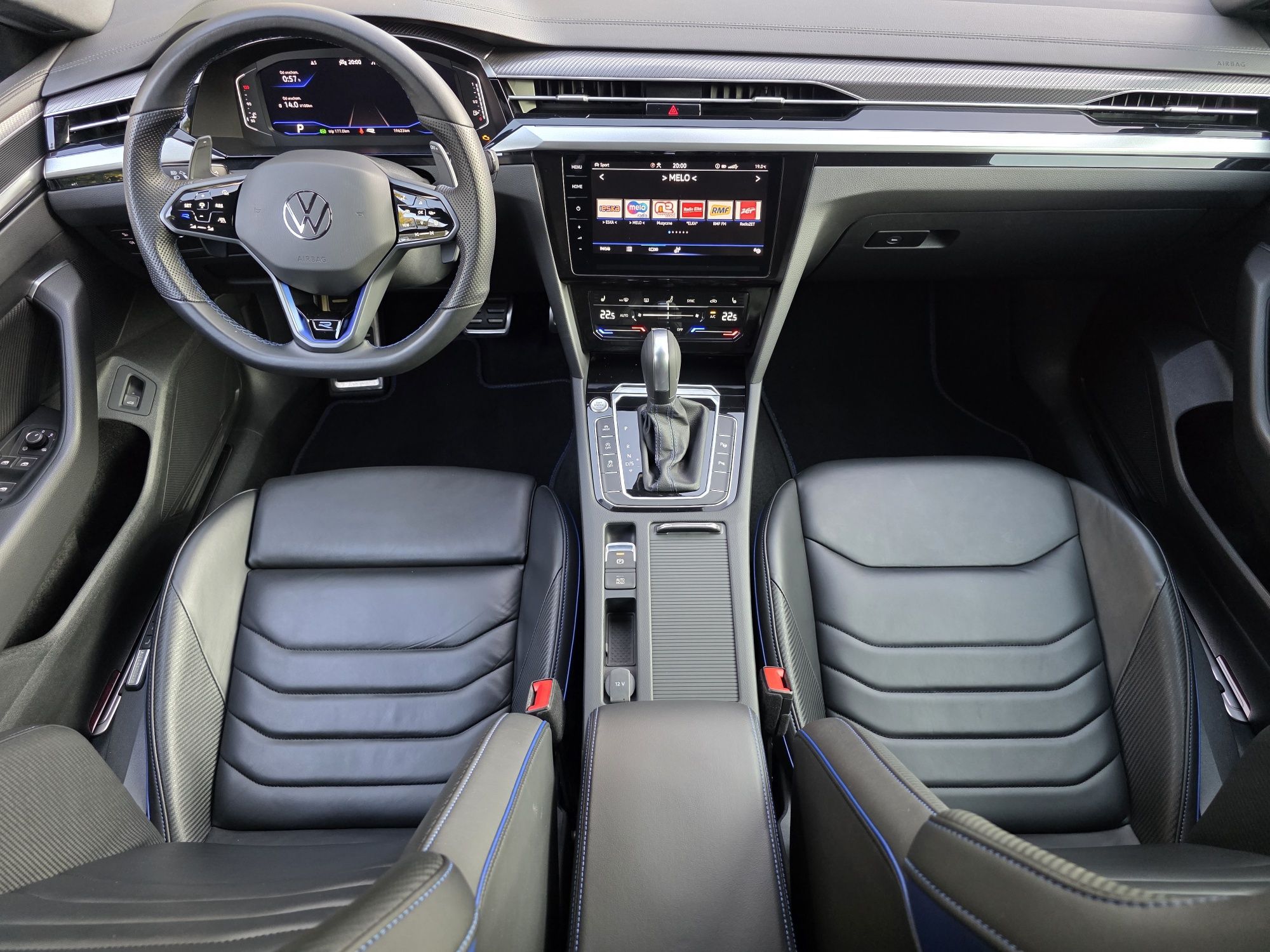 Arteon R 2.0 TSI 320KM 4Motion
Arteon R Automat rok 2022 Jak Nowy