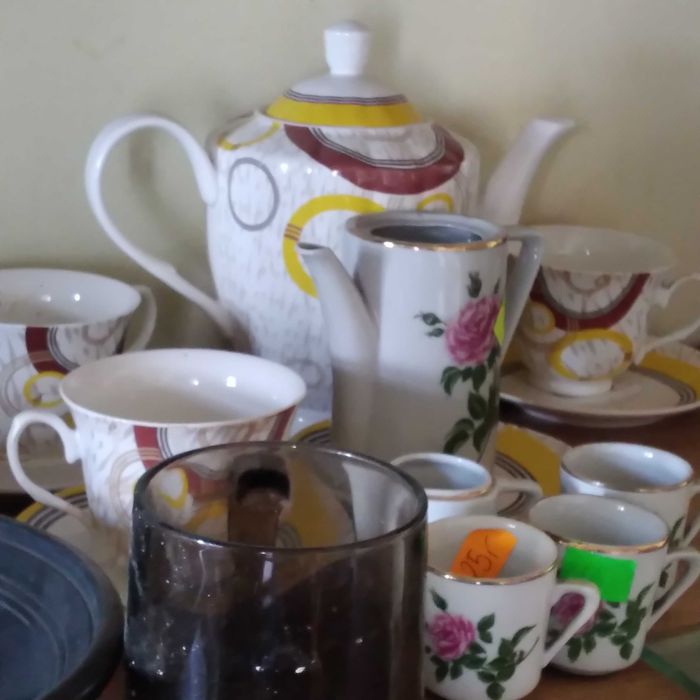 Wyprzedaż - 3000 kg szkła, ceramiki, kryształów, porcelany - 3 zł/kg