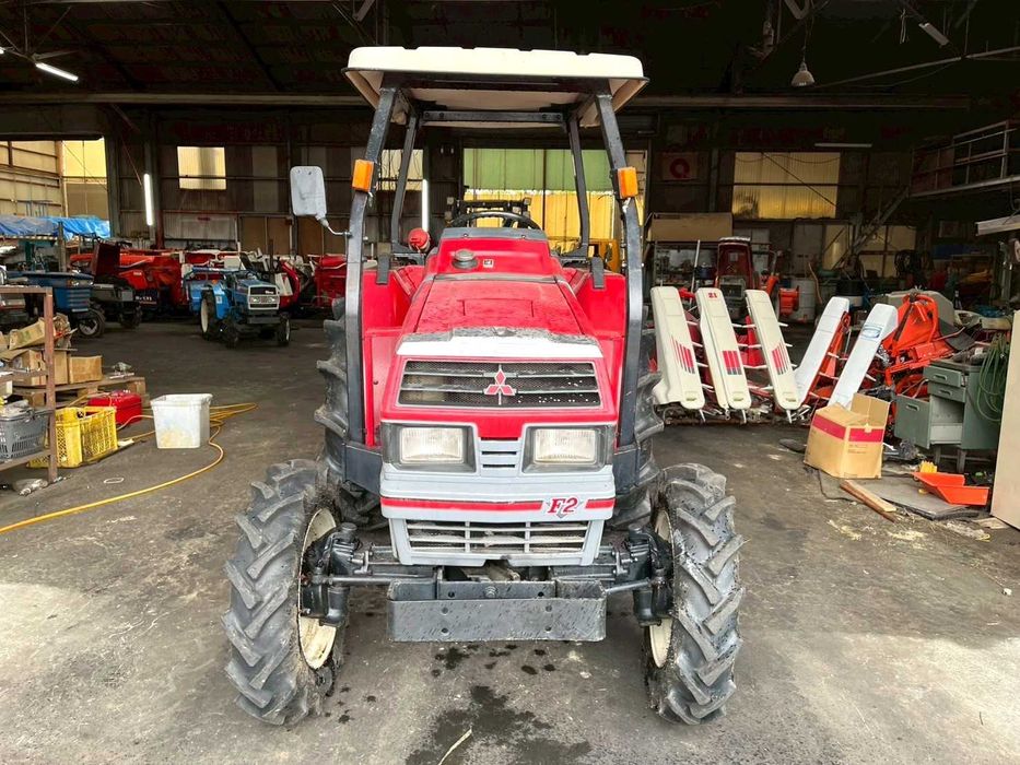 Traktor Mitsubishi MT25