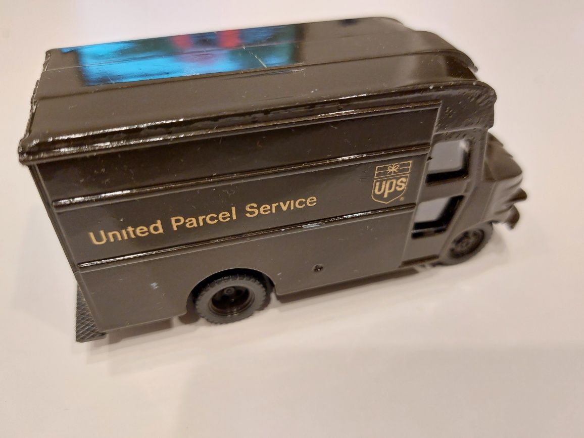 Vitesse United Parcel Service [1/50]