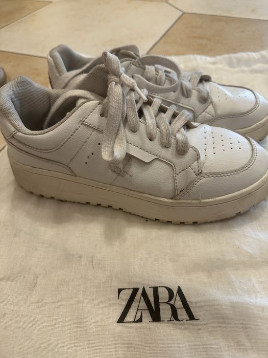 Продам кросівки ZARA 37