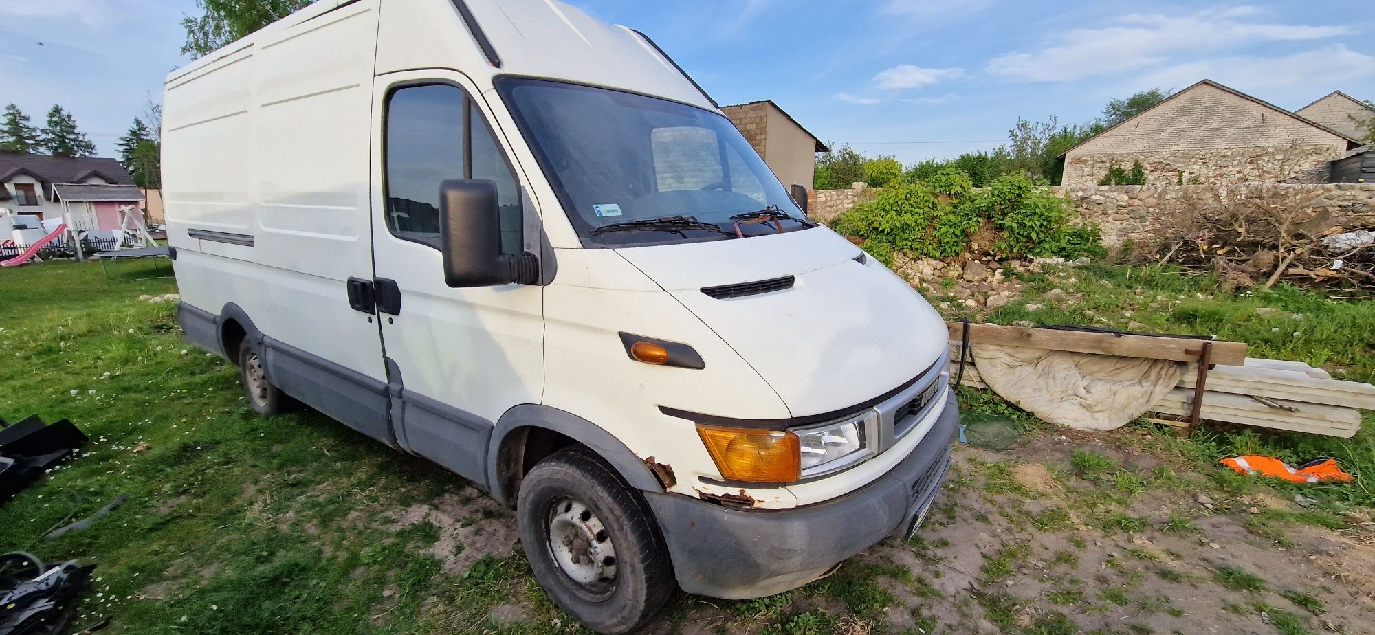 Iveco daily 2002 rok , 2.8 diesel ubezpieczony i zarejestrowany