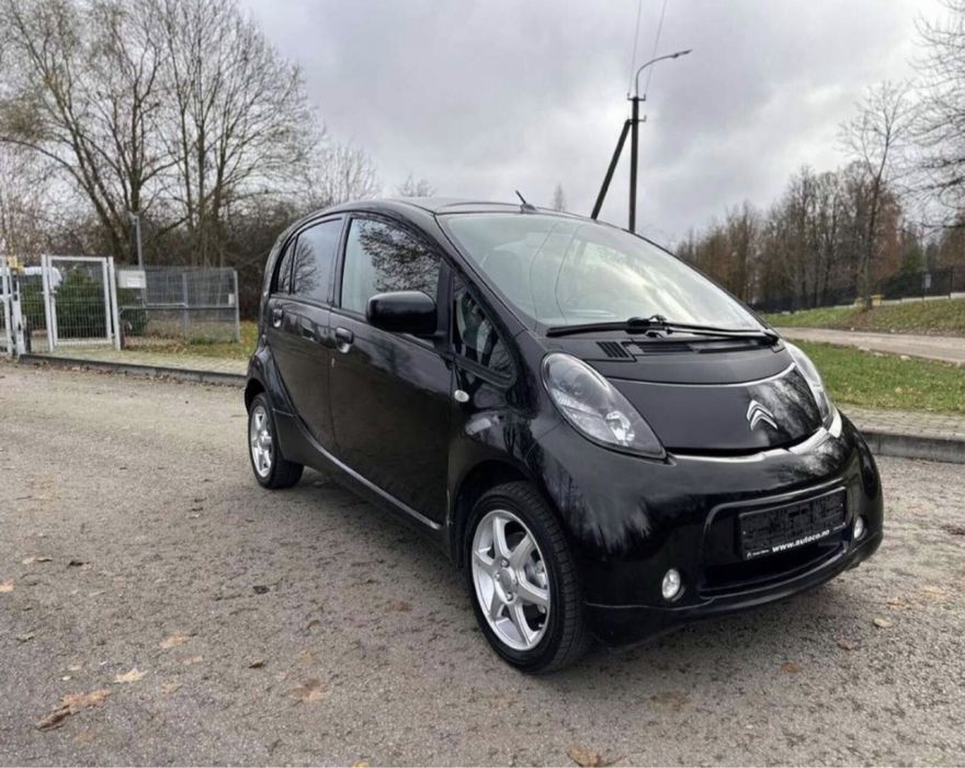 Сітроєн C-Zero Citroen електромобіль