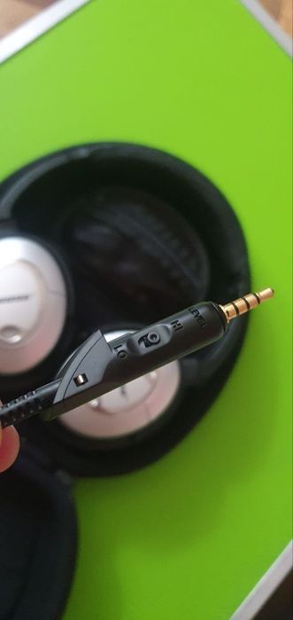 BOSE QuietComfort 15 Black Silver