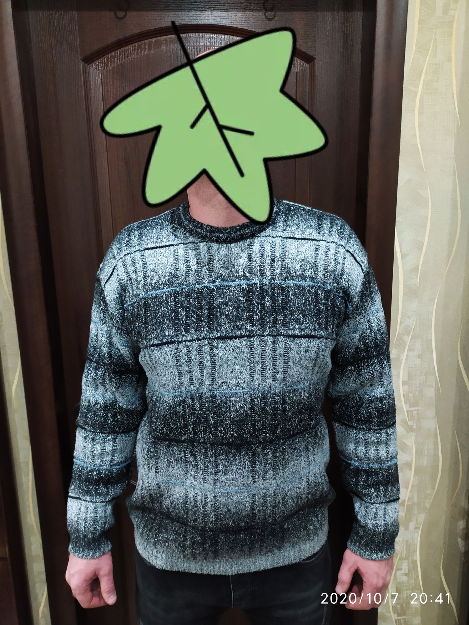 Теплый мужской свитер
