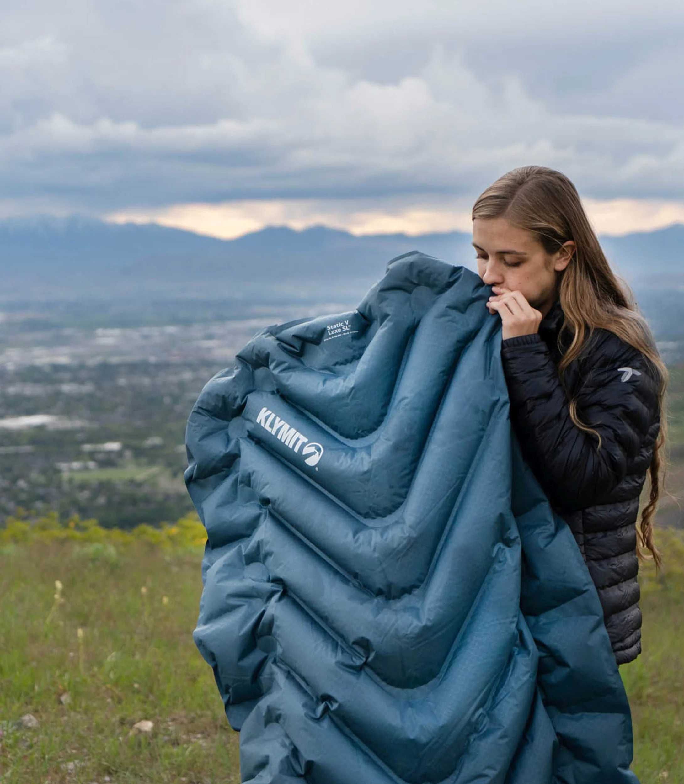 Комфортний килимок Klymit Static V Luxe SL (вага 590 грамів)