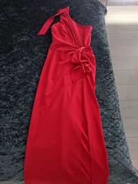 Piękna, czerwona sukienka marki Lavika w rozmiarze S.