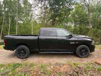 Dodge RAM 1500 5.7L HEMI V8 401KM 4x4 2016r