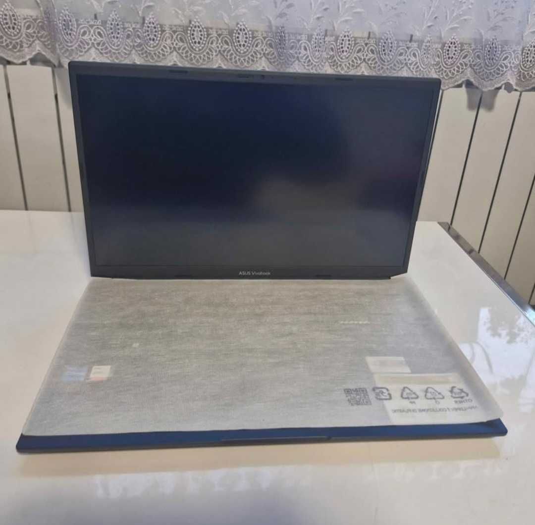 Laptop Asus Vivobook