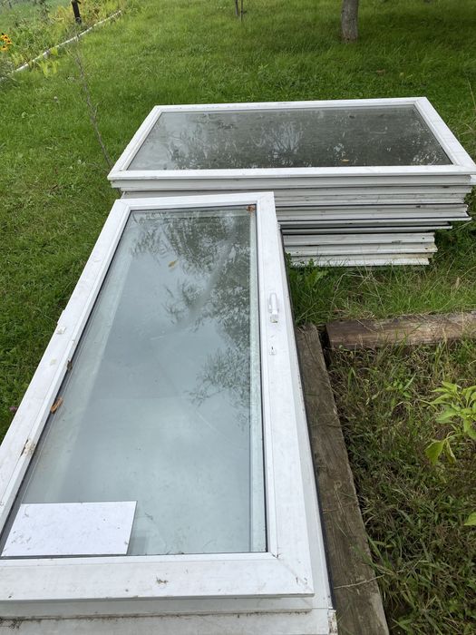 Oddam okna i ramy PCV po demontarzu