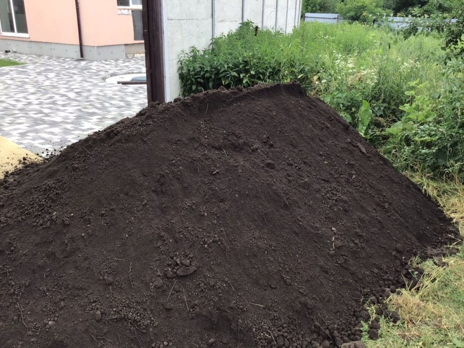 Чернозем плодородний, торф