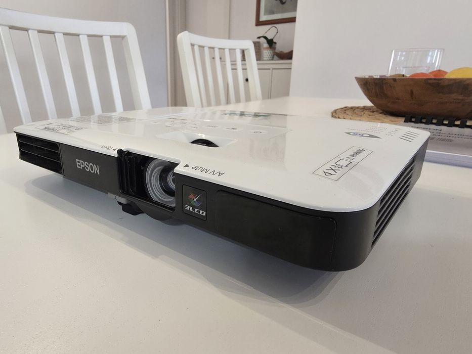 Projector Multimédia EPSON EB-1780W