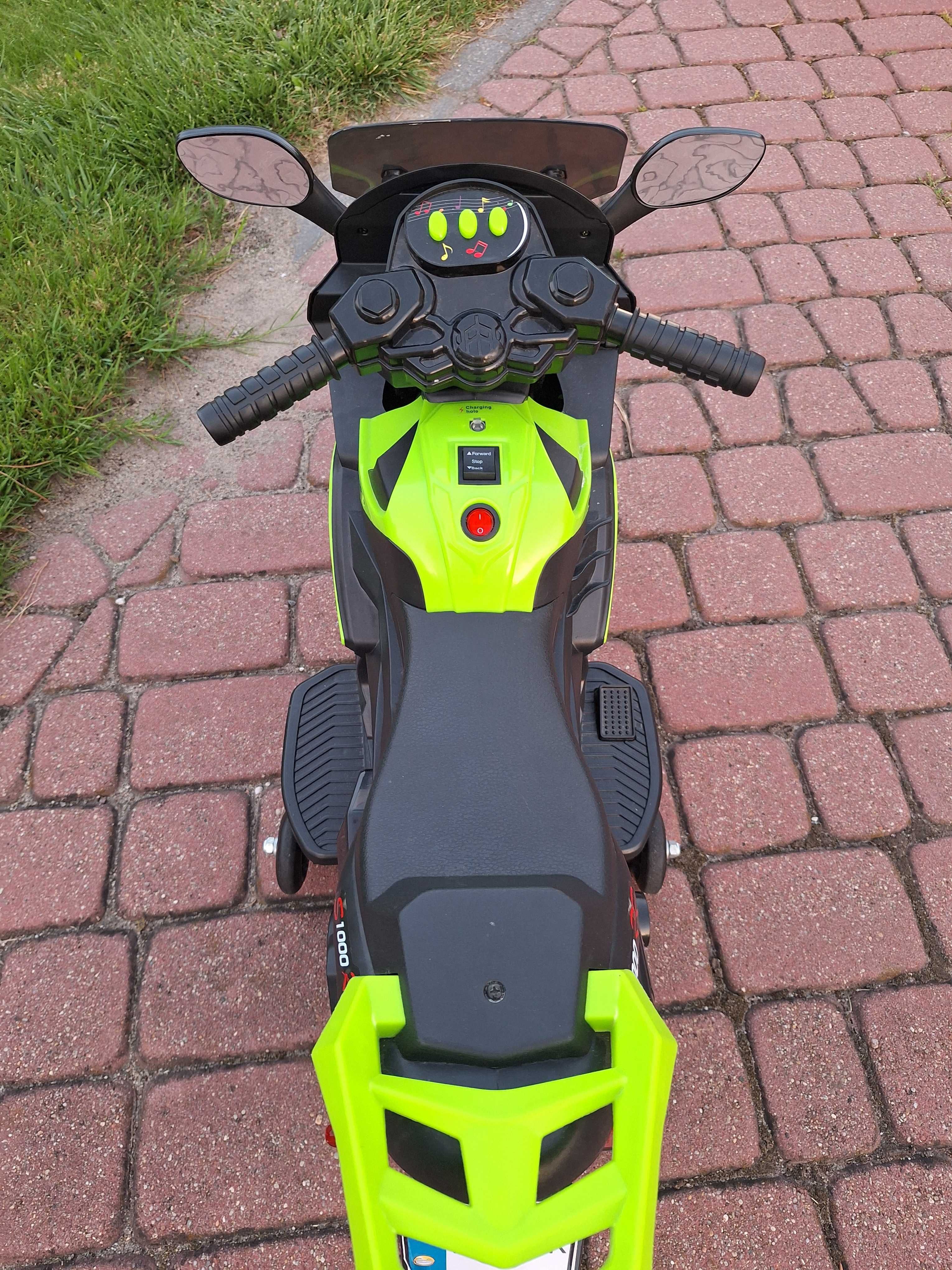 Motorek elektryczny
