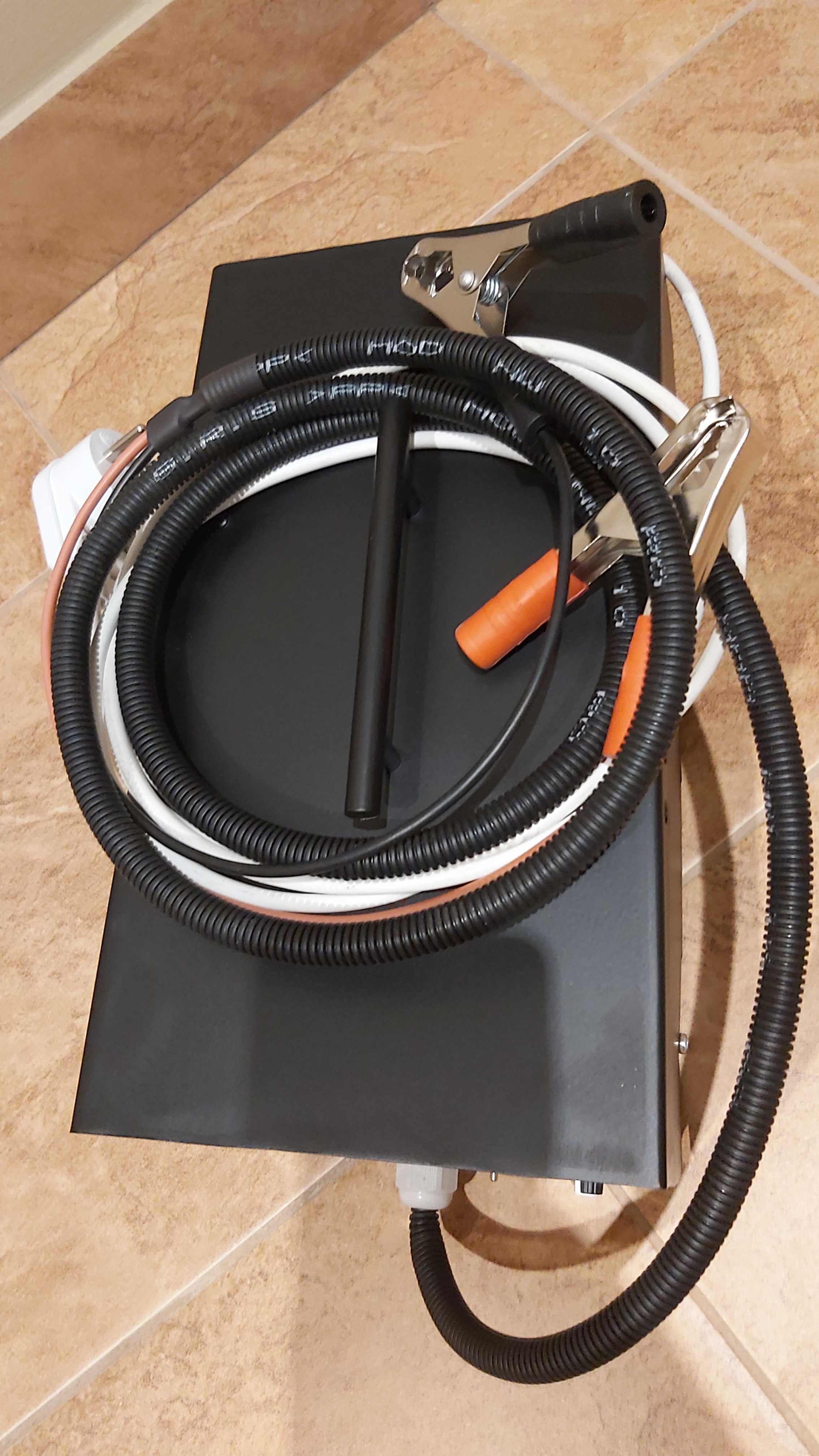 Prostownik ładowarka 12V 20A automat agm żel