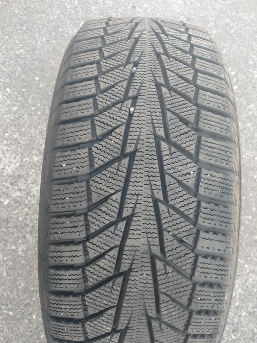 Продам зимові покришки б/у (комплект) 16r 205/55 T94