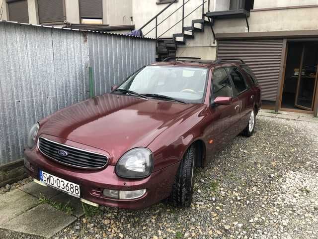 Ford Scorpio 2300 cm3 uszkodzona skrzynia