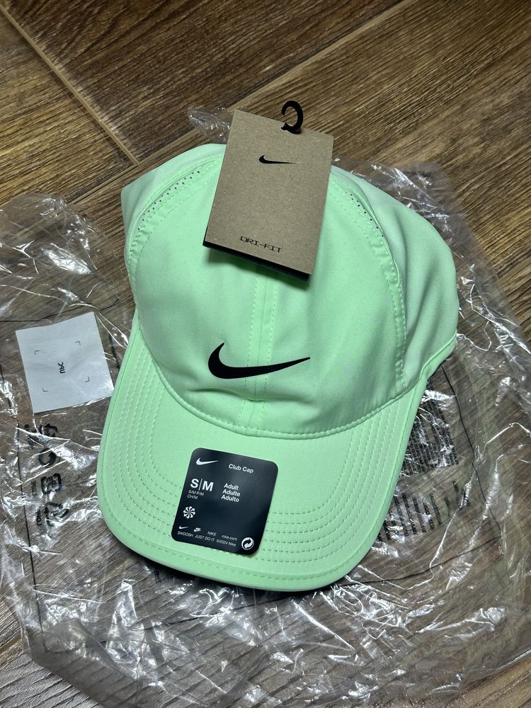 Nike running club cap кепка