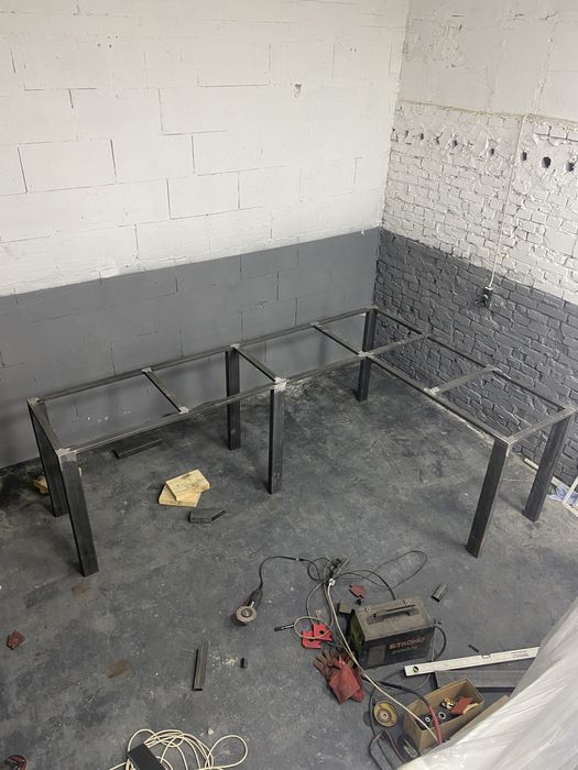 Зварювальні роботи, відкатні ворота, паркан, меблі loft, навіси.