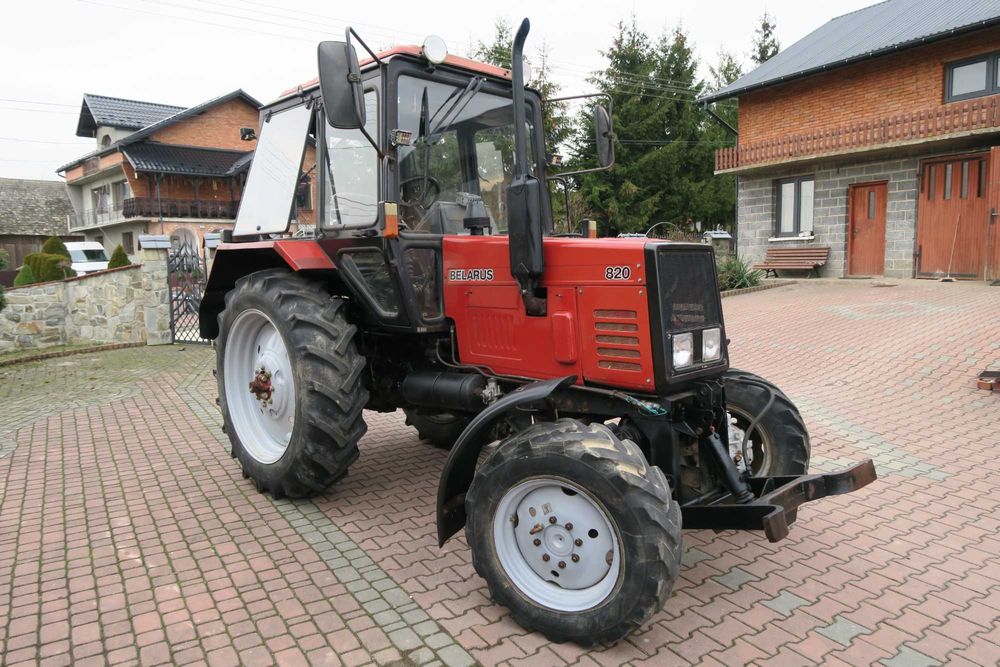 Belarus 820 jak MTZ Pronar