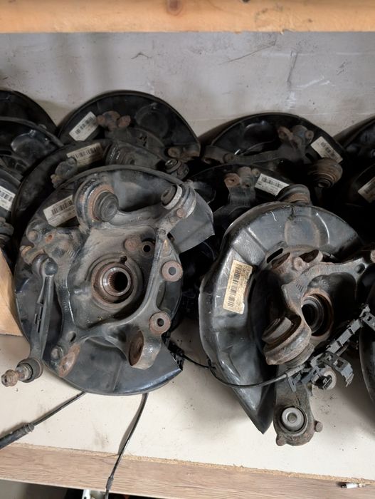 Цапфа кулак ступица опора BMW 3 4 F30 F32 F33 F34 F36 316 318 320 328