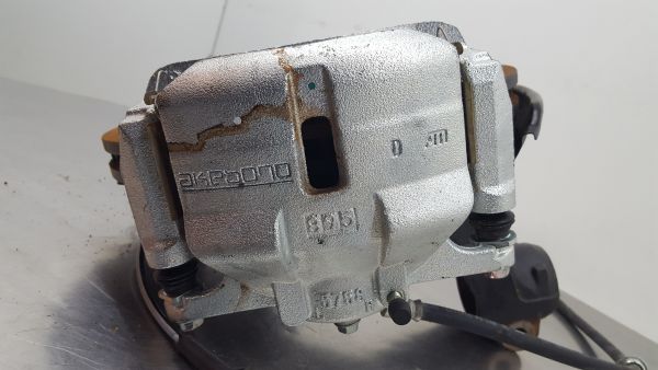 Pinça travão / maxila de travão frente direita RENAULT Kadjar (HA_, HL