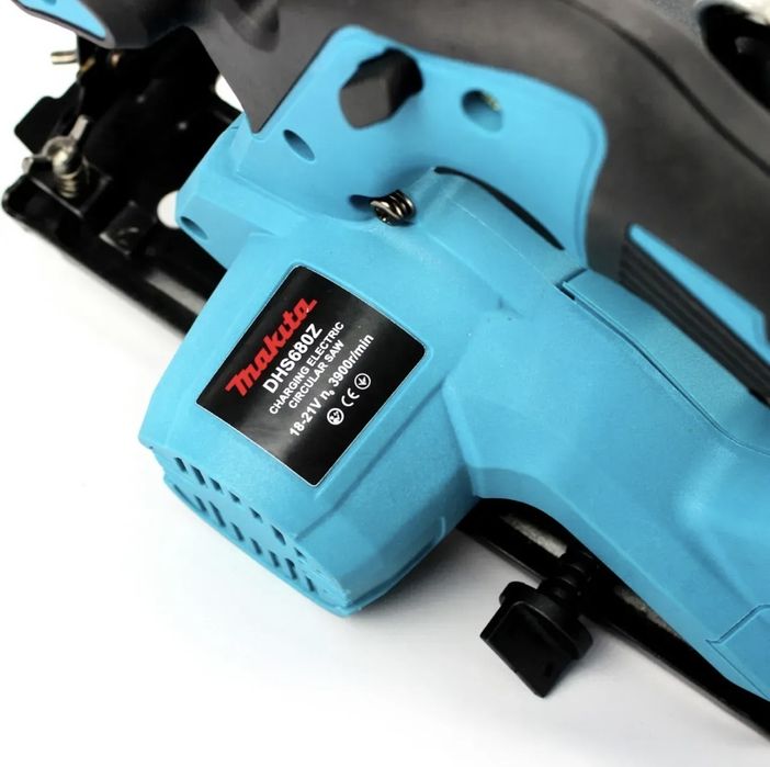 Дискова пила акумуляторна Makita DHS680Z - 36V - 6.0A/h - Латвія
