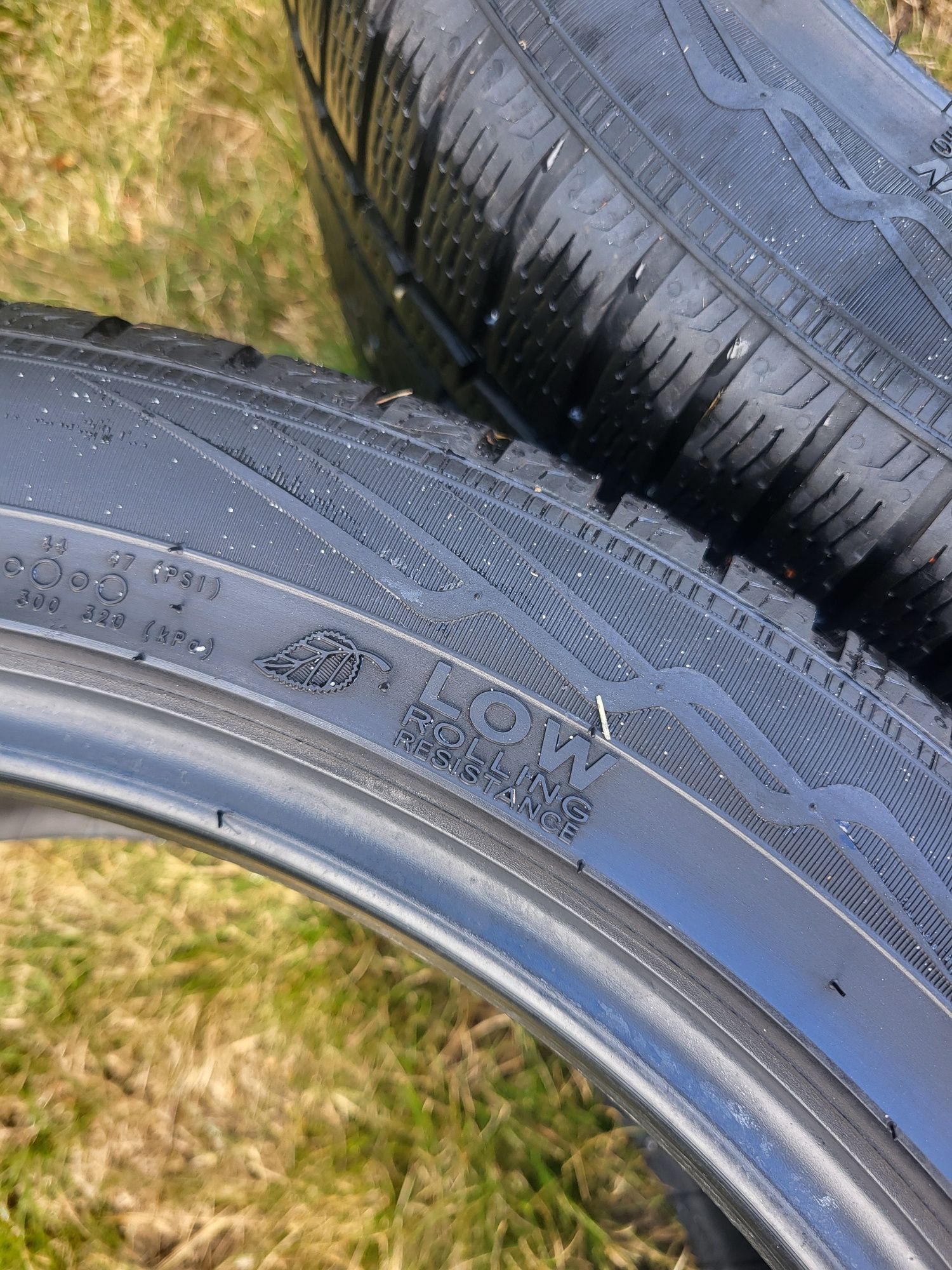 Opony NOKIAN 235/45 R18