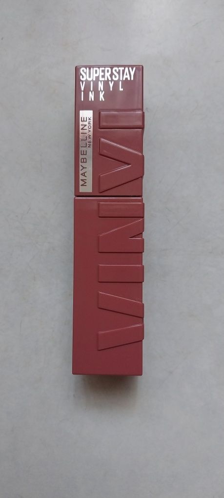 Помада Maybelline