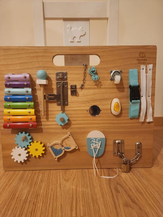 Quadro de aprendizagem Montessori