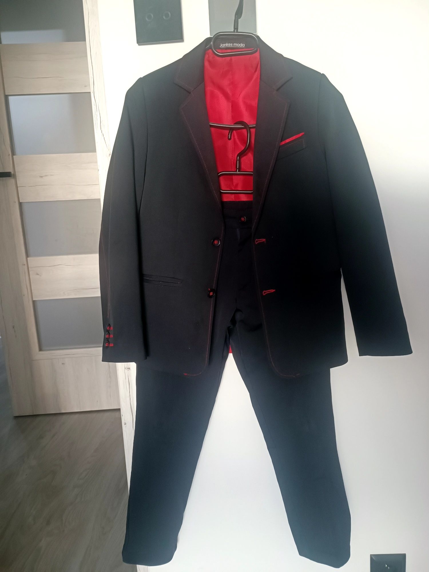Garnitur chłopięcy Jankes 140 cm