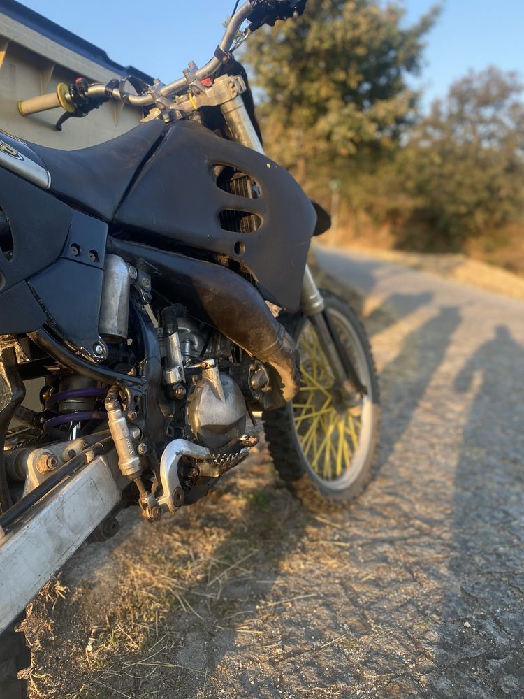 Troco/vendo susuki rm125 2T